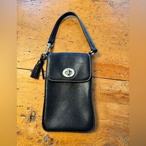 Coach vintage wristlet